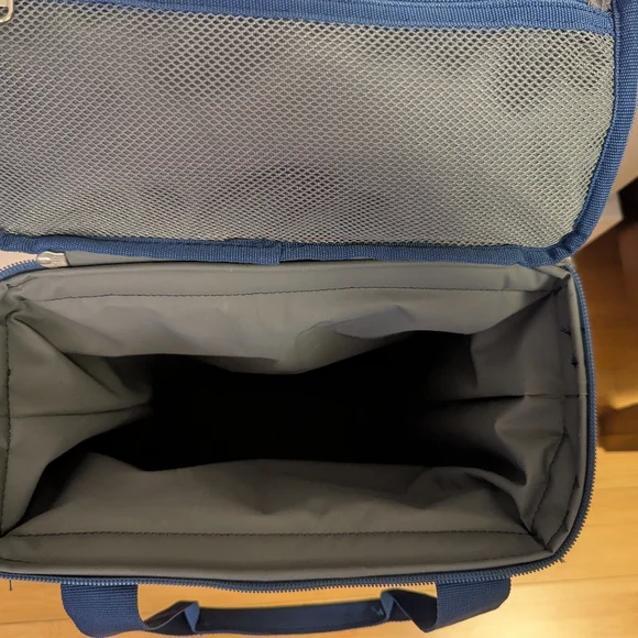 Eddie Bauer Soft Cooler Backpack - Picture 5 of 5